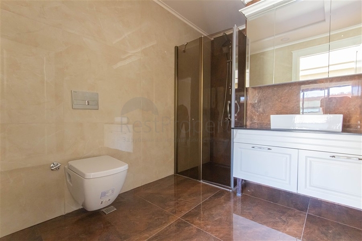 Пентхаус 3 + 1 в 50 метрах від моря-простір і комфорт поруч з природою