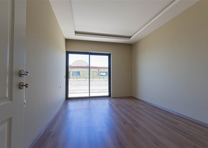 Пентхаус 3 + 1 в 50 метрах від моря-простір і комфорт поруч з природою