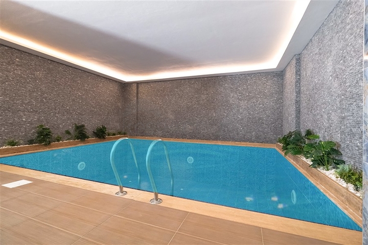 Сучасний пентхаус 2 + 1 в престижному комплексі в Махмутларі