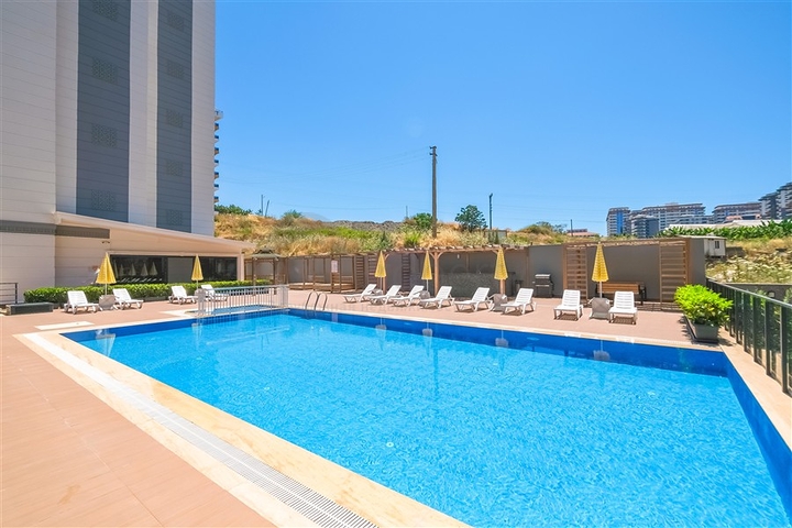 Сучасний пентхаус 2 + 1 в престижному комплексі в Махмутларі