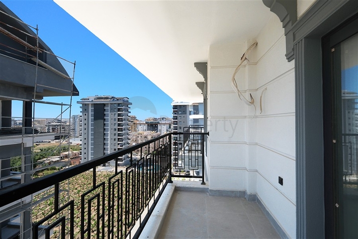 Сучасний пентхаус 2 + 1 в престижному комплексі в Махмутларі