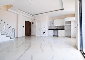 Сучасний пентхаус 2 + 1 в престижному комплексі в Махмутларі