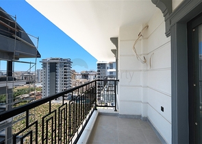 Сучасний пентхаус 2 + 1 в престижному комплексі в Махмутларі