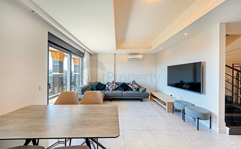 Простора мебльована квартира 3+1 в сучасному житловому комплексі в Авсалларі