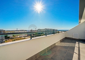 Простора мебльована квартира 3+1 в сучасному житловому комплексі в Авсалларі