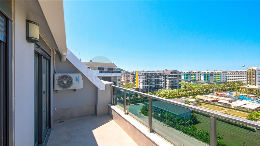 Пентхаус з панорамою моря в мальовничій частині Каргиджака