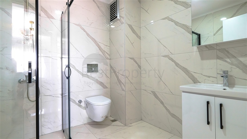 Пентхаус з панорамою моря в мальовничій частині Каргиджака