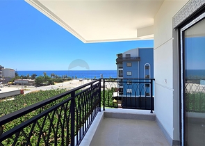 Затишна квартира біля моря в сучасному комплексі в Каргыджаке