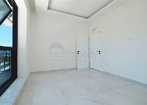 Простора квартира з видом на море в мальовничому районі Аланії