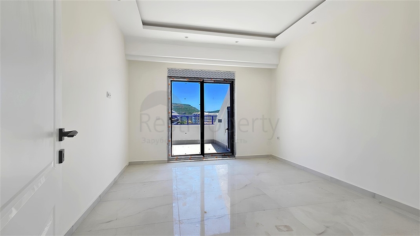 Пентхаус біля моря з просторою терасою в районі Каргаджак 