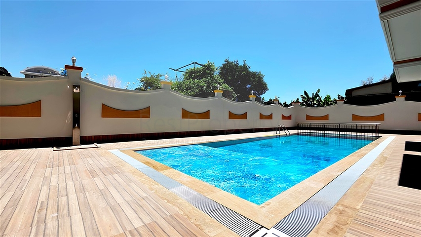 Пентхаус біля моря з просторою терасою в районі Каргаджак 