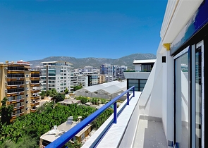 Пентхаус біля моря з просторою терасою в районі Каргаджак 