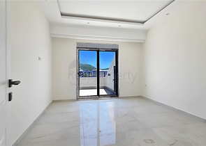 Пентхаус біля моря з просторою терасою в районі Каргаджак 