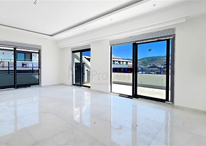 Пентхаус біля моря з просторою терасою в районі Каргаджак 