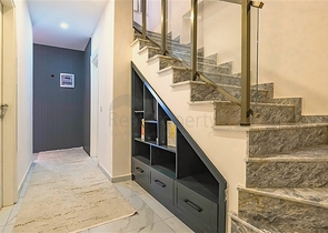 Просторий мебльований дуплекс з терасою і видом на море в сучасному житловому комплексі