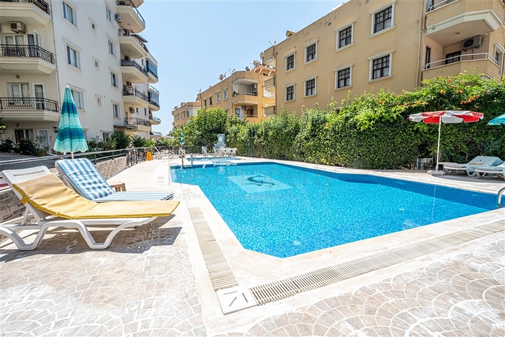 Затишна мебльована квартира 2 + 1 поруч з пляжем в районі Тосмур