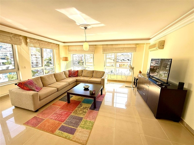 Комфортна мебльована квартира 2+1 в доглянутому житловому комплексі в районі Джікджіллі