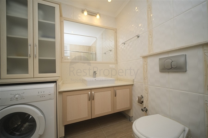 Затишна квартира 2 + 1 в житловому комплексі з інфраструктурою в районі Джікджіллі