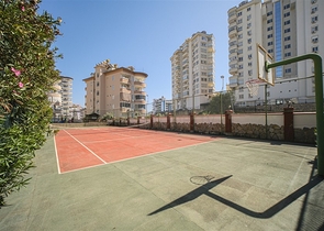 Затишна квартира 2 + 1 в житловому комплексі з інфраструктурою в районі Джікджіллі