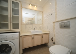 Затишна квартира 2 + 1 в житловому комплексі з інфраструктурою в районі Джікджіллі