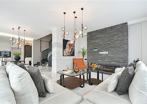 Сучасна вілла 3 + 1 з панорамним видом на море в районі Бекташ