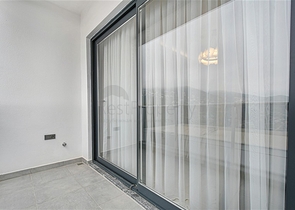 Сучасна вілла 3 + 1 з панорамним видом на море в районі Бекташ