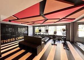 Сучасна квартира 1 + 1 в новому комплексі з видом на море в центрі Аланії