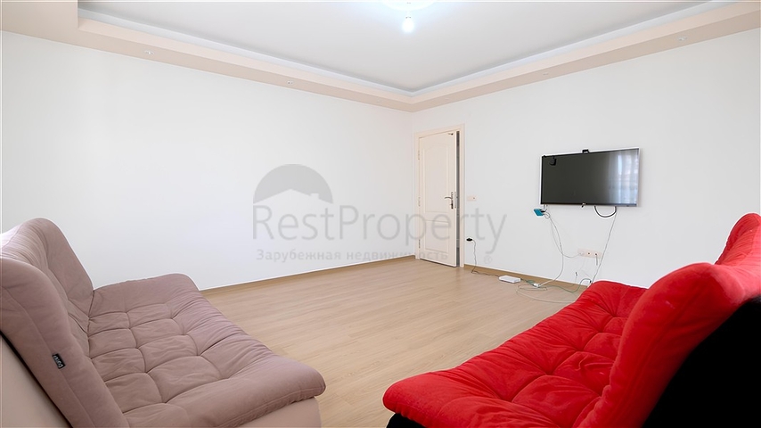 Простора квартира 4 + 1 в районі Оба - для комфортного життя біля моря