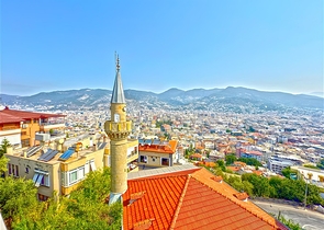 Затишна квартира з видом на море біля підніжжя аланійської фортеці