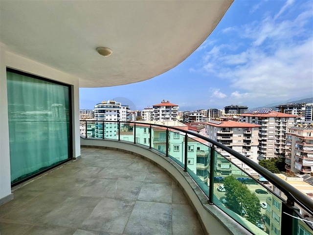 Квартира 1 + 1 в районі Махмутлар