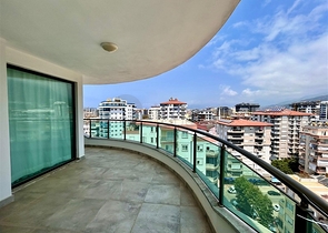 Квартира 1 + 1 в районі Махмутлар