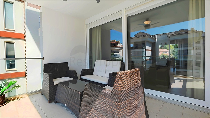 Простора мебльована квартира 2+1 в доглянутому житловому комплексі з багатою інфраструктурою