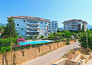 Простора мебльована квартира 2+1 в доглянутому житловому комплексі з багатою інфраструктурою