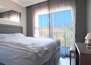 Простора мебльована квартира 2+1 в доглянутому житловому комплексі з багатою інфраструктурою