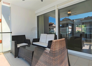 Простора мебльована квартира 2+1 в доглянутому житловому комплексі з багатою інфраструктурою