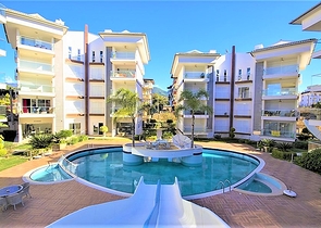 Простора мебльована квартира 2+1 в доглянутому житловому комплексі з багатою інфраструктурою