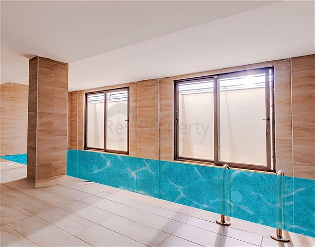 Сучасна квартира в оточенні природи і моря