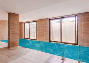 Сучасна квартира в оточенні природи і моря