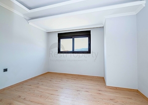 Просторий пентхаус 4 + 1 з багатою інфраструктурою в серці району Оба