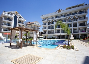 Просторий пентхаус 4 + 1 з багатою інфраструктурою в серці району Оба