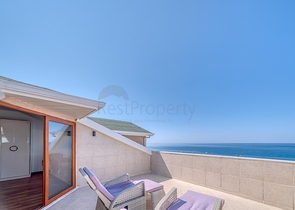 Просторий пентхаус біля моря з видом і комфортом 