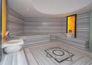 Розкішна вілла з панорамним видом на море в одному з найпрестижніших районів Аланії