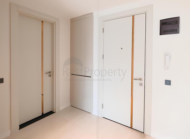 Розкішна квартира в сучасному житловому комплексі біля моря