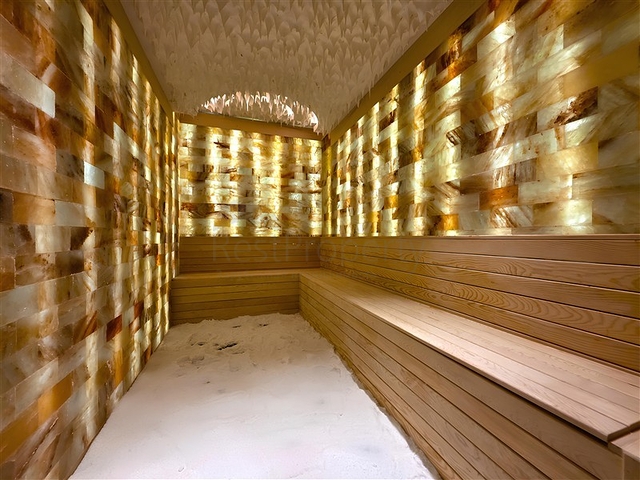 Сучасна квартира біля моря в престижному комплексі