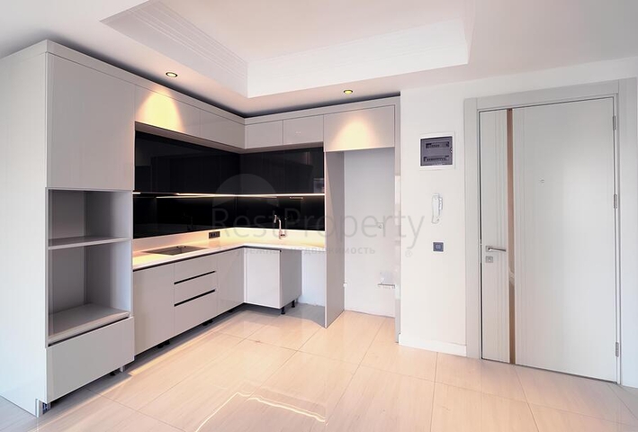 Сучасна квартира біля моря в престижному комплексі