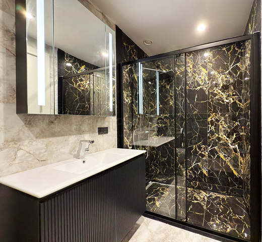 Сучасна квартира біля моря в престижному районі Турклер