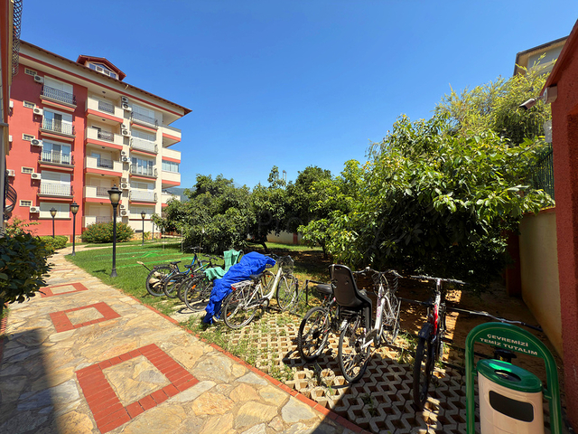 Простора мебльована квартира в престижному районі Оба