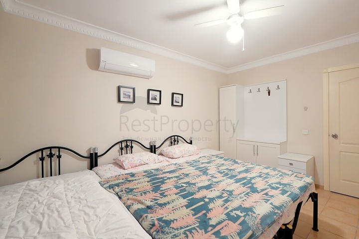 Простора мебльована квартира в престижному районі Оба