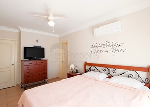 Простора мебльована квартира в престижному районі Оба