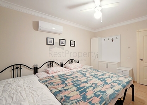 Простора мебльована квартира в престижному районі Оба